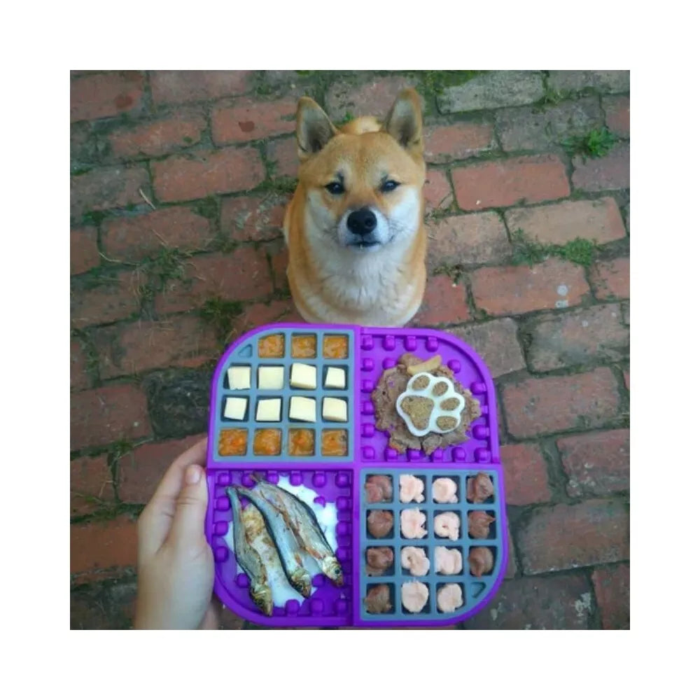 Laižymo kilimėlis LickiMat Dog Slomo, žalias