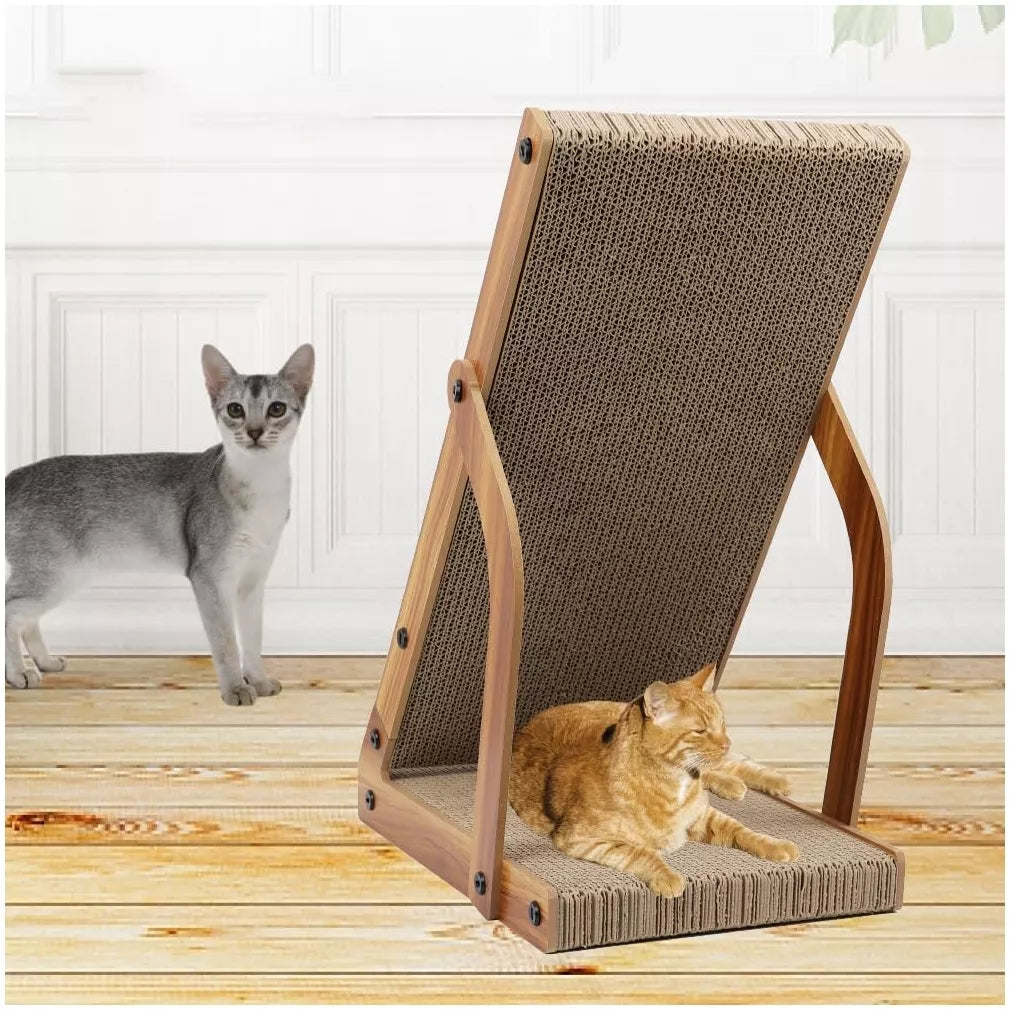 Vertikali kačių draskyklė su mediniu rėmu ir žaisliuku